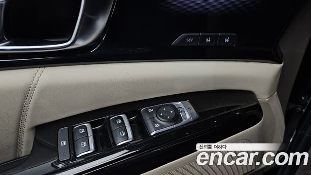 Kia Canival 2021 — photo 25