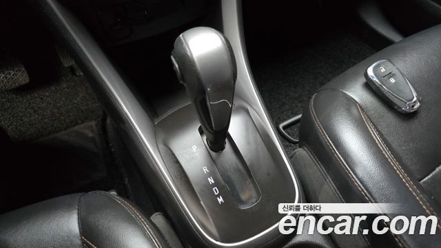 Chevrolet Korea Trax 2018 — photo 12