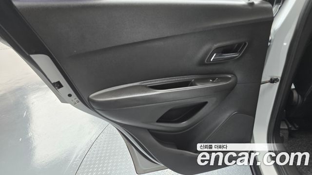 Chevrolet Korea Trax 2018 — photo 15