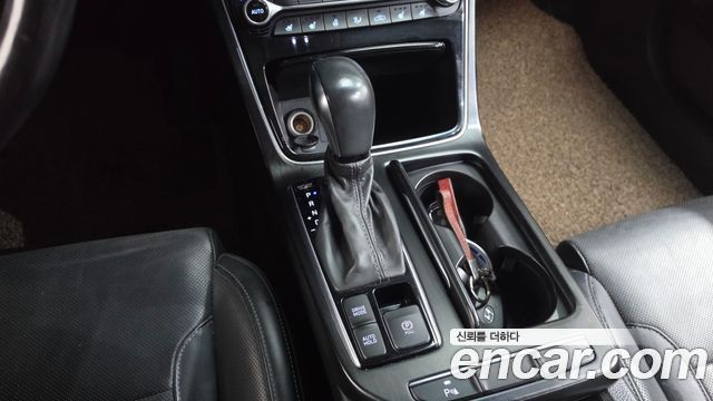Hyundai Grandeur 2018 — photo 9