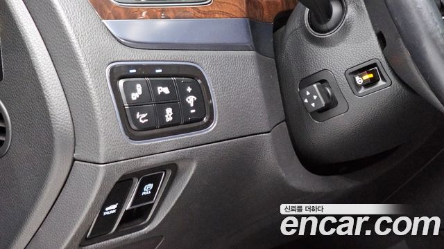 Hyundai Equus 2013 — photo 19