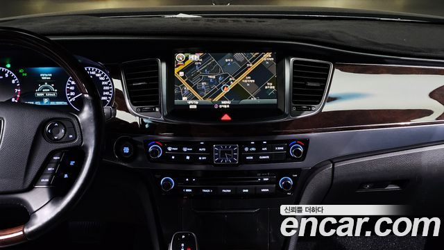Hyundai Equus 2013 — photo 20
