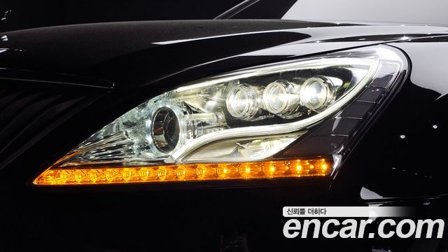 Hyundai Equus 2013 — photo 8