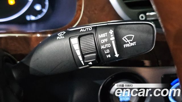 Hyundai Equus 2013 — photo 31