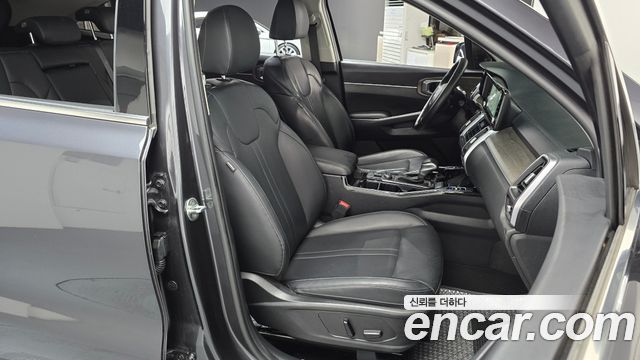 Kia Sorento 2023 — photo 16