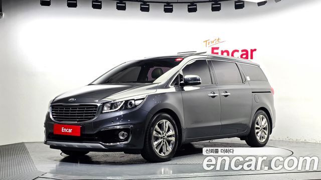 Kia Canival 2015 — photo 1