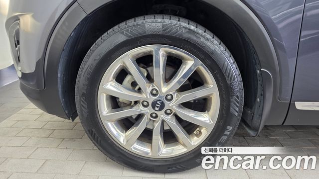 Kia Sorento 2017 — photo 5