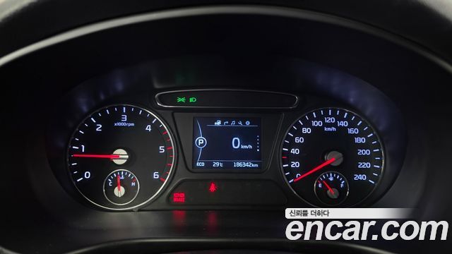 Kia Sorento 2017 — photo 8
