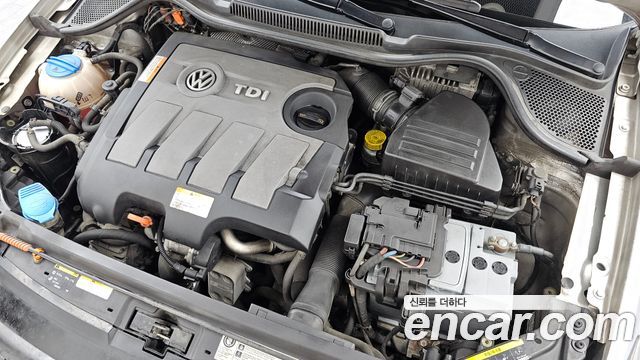 Volkswagen Polo 2013 — photo 6