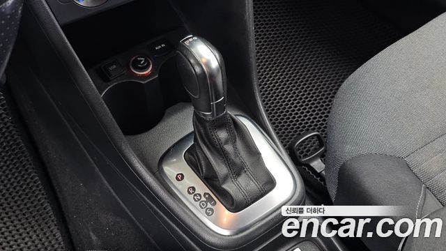 Volkswagen Polo 2013 — photo 9