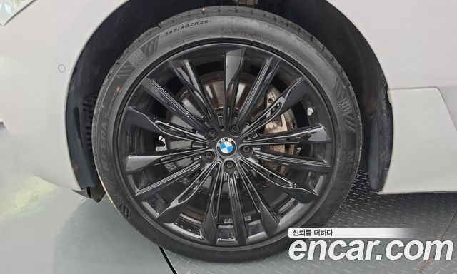 BMW Gran Turismo 2018 — photo 5
