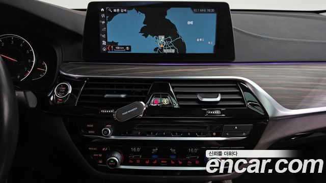 BMW Gran Turismo 2018 — photo 20