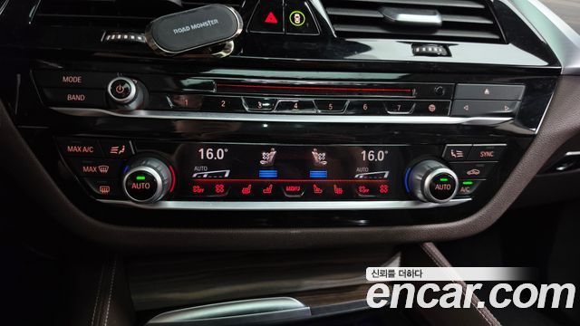 BMW Gran Turismo 2018 — photo 33