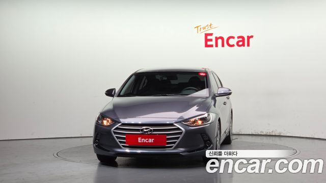 Hyundai AVANTE 2018 — photo 3