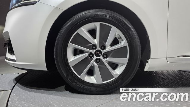 Kia K7 2017 — photo 5