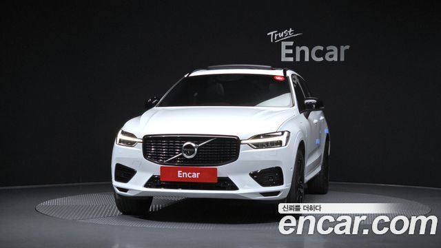 Volvo XC60 2021 — photo 3