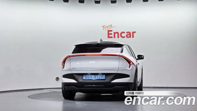 Kia EV6 2025 — photo 4