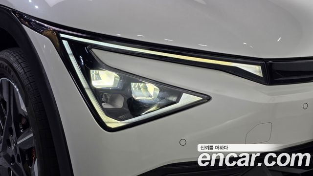 Kia EV6 2025 — photo 8