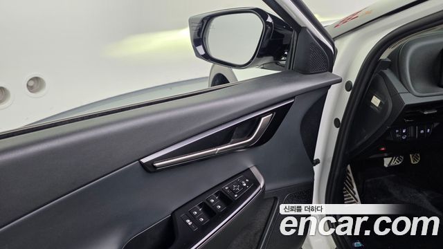 Kia EV6 2025 — photo 27