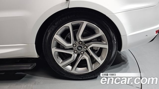 Land Rover Range Rover Sport 2021 — photo 7