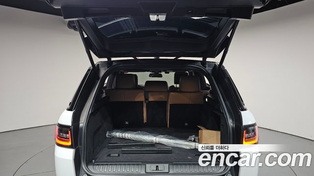 Land Rover Range Rover Sport 2021 — photo 38