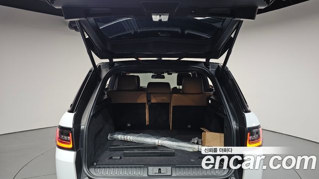Land Rover Range Rover Sport 2021 — photo 39