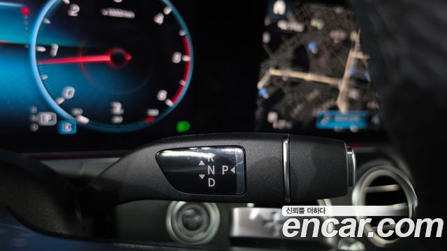Mercedes-Benz E-Class 2021 — photo 12
