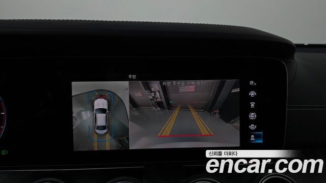 Mercedes-Benz E-Class 2021 — photo 20