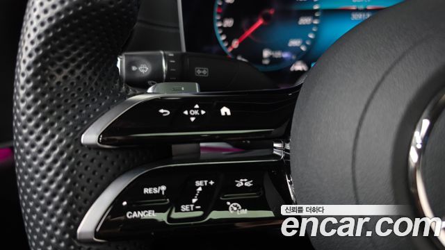 Mercedes-Benz E-Class 2021 — photo 22