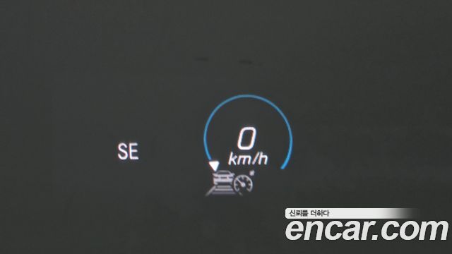 Mercedes-Benz E-Class 2021 — photo 31