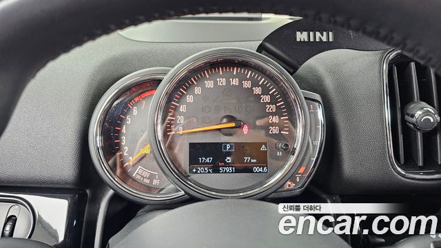 Mini Countryman 2020 — photo 11