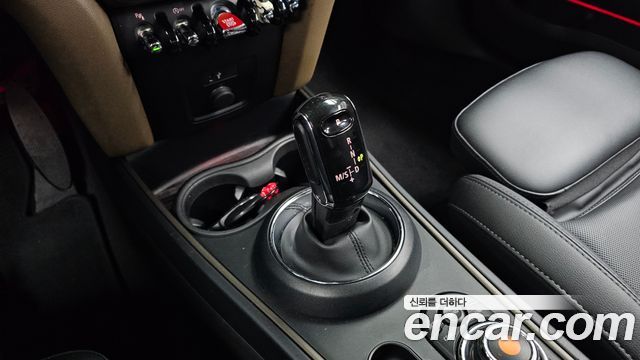 Mini Countryman 2020 — photo 12