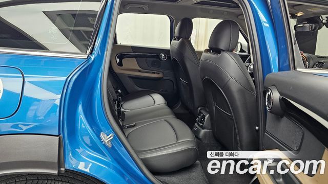 Mini Countryman 2020 — photo 17