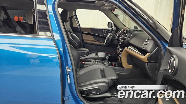 Mini Countryman 2020 — photo 16