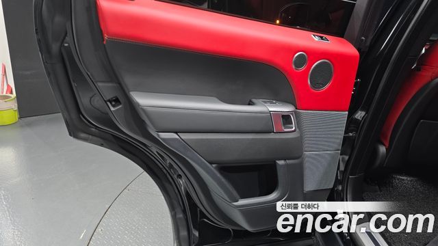 Land Rover Range Rover Sport 2021 — photo 15