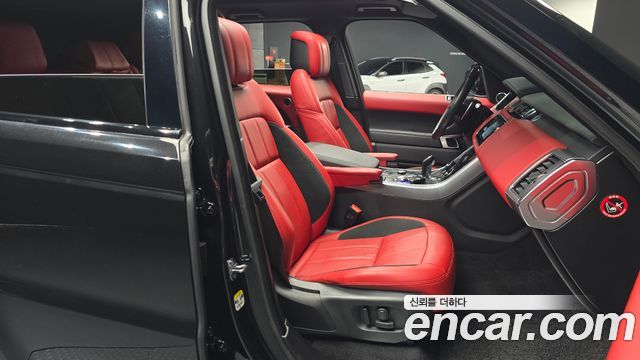Land Rover Range Rover Sport 2021 — photo 16