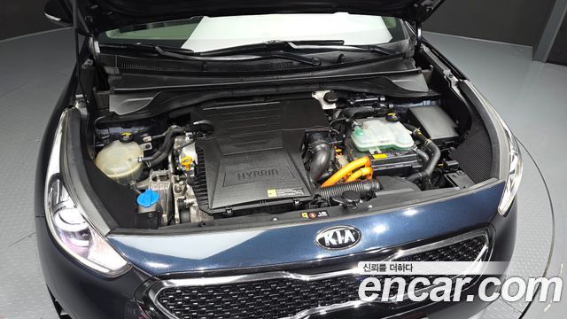 Kia Niro 2017 — photo 6