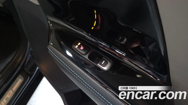 Kia Niro 2017 — photo 25