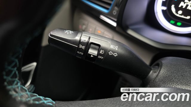 Kia Niro 2017 — photo 27