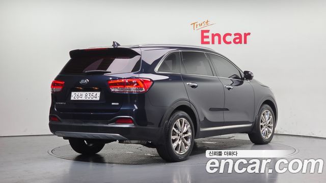 Kia Sorento 2017 — photo 2