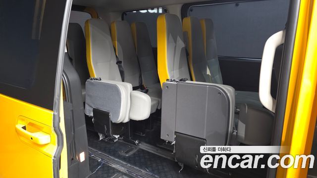 Hyundai Staria 2026 — photo 17
