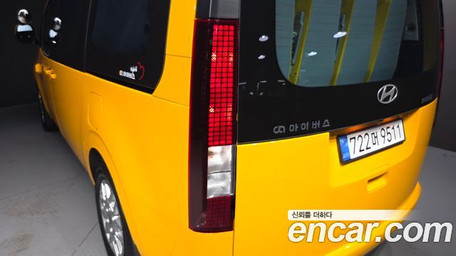 Hyundai Staria 2026 — photo 9