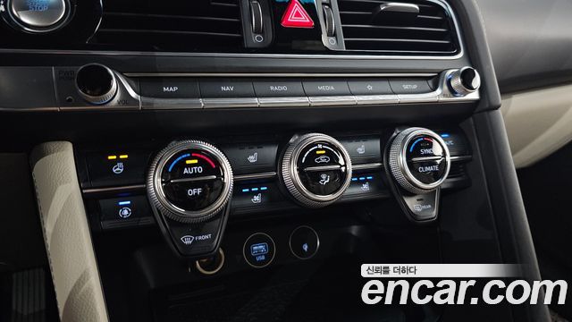 Genesis G70 2023 — photo 18