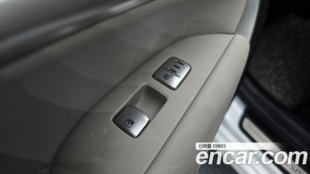 Genesis G70 2023 — photo 19