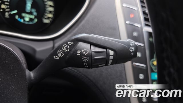 Lincoln MKX 2016 — photo 15