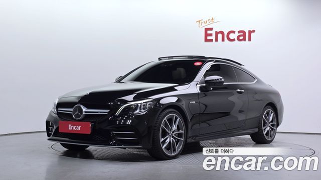 Mercedes-Benz C-Class 2023 — photo 1