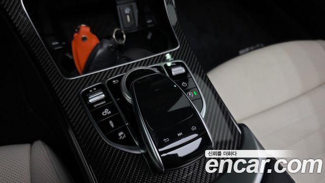 Mercedes-Benz C-Class 2023 — photo 25