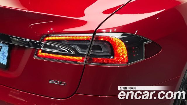 Tesla Model S 2017 — photo 9