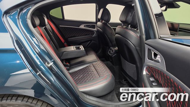Genesis G70 2021 — photo 17