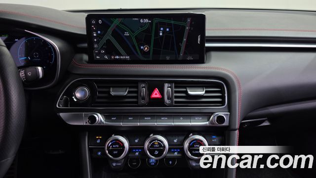 Genesis G70 2021 — photo 19